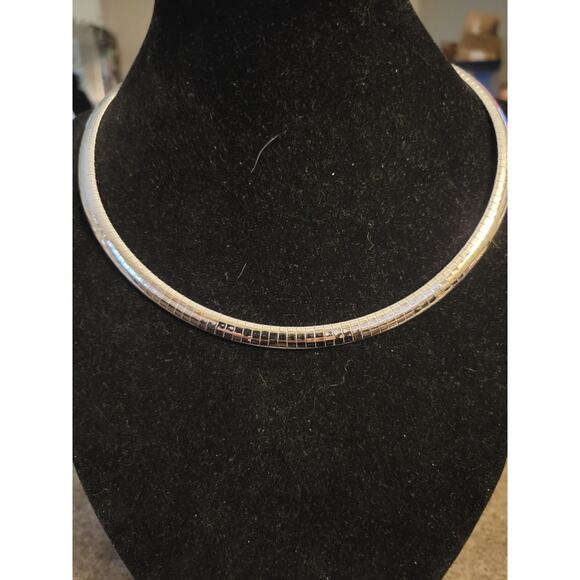 Silver Chocker Necklace 19 in - Picture 1 of 4